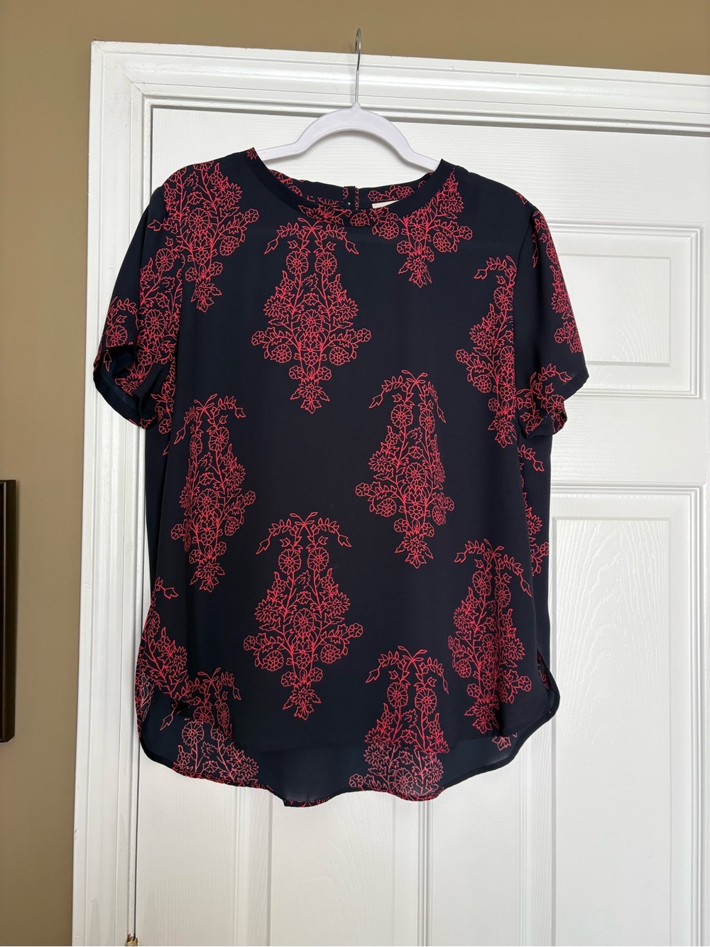 LOFT Floral Pattern Short Sleeve Blouse - Navy with Coral Print